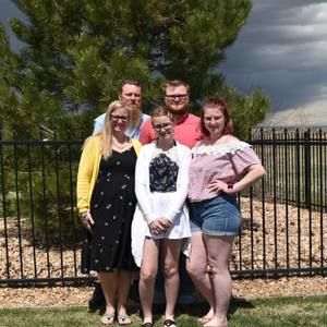 Meet your Posher, Monica